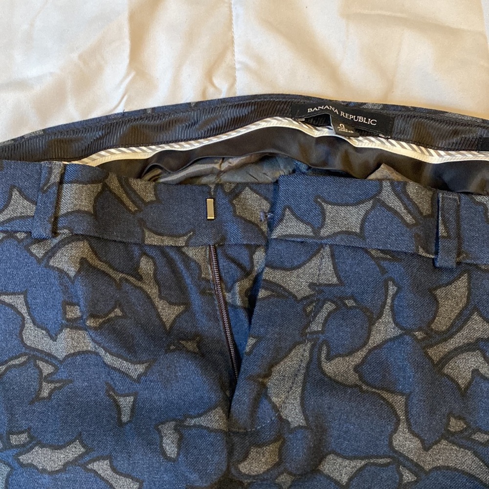 Banana Republic Crop Pant - Picture 3 of 7